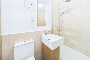 En-suite- click for photo gallery